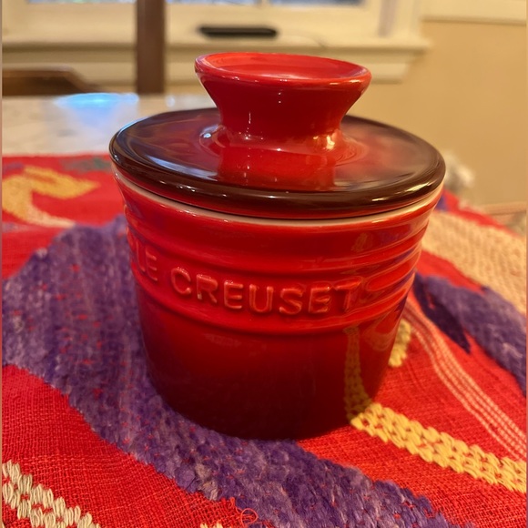 Le Creuset Dining Le Creuset Butter Holder 4 2x4 Like New Poshmark